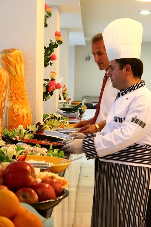 Grand Akca Hotel Газипаша Экстерьер фото